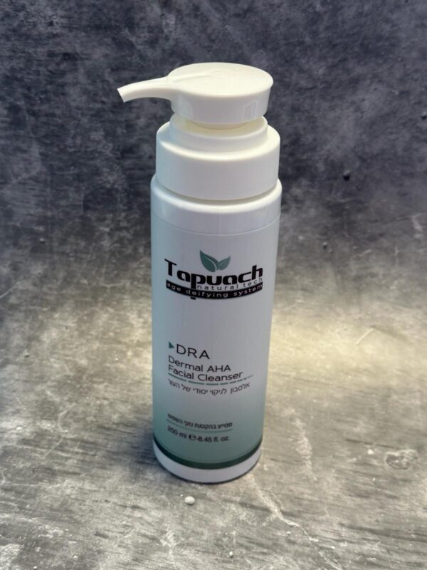 Tapuach Dermal AHA facial cleanser